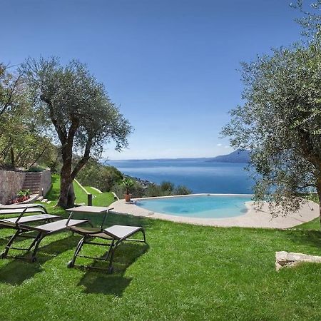 Villa Divina-Apt Armonia-Con Piscina E Vista Lago Castelletto Di Brenzone Eksteriør billede