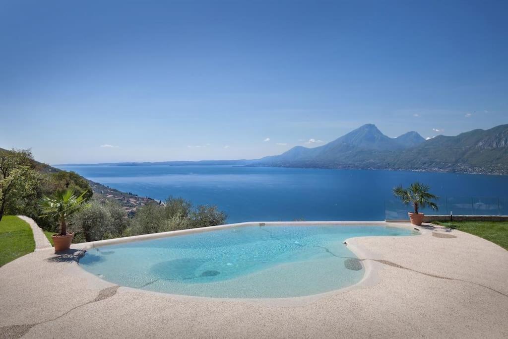 Villa Divina-Apt Armonia-Con Piscina E Vista Lago Castelletto Di Brenzone Eksteriør billede