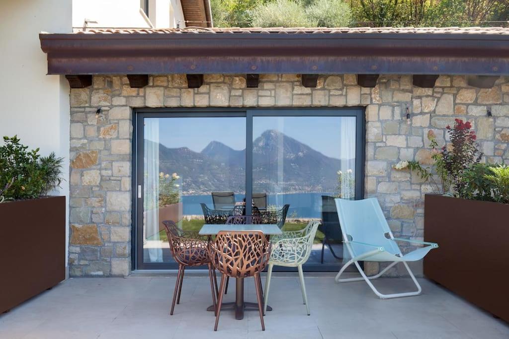 Villa Divina-Apt Armonia-Con Piscina E Vista Lago Castelletto Di Brenzone Eksteriør billede